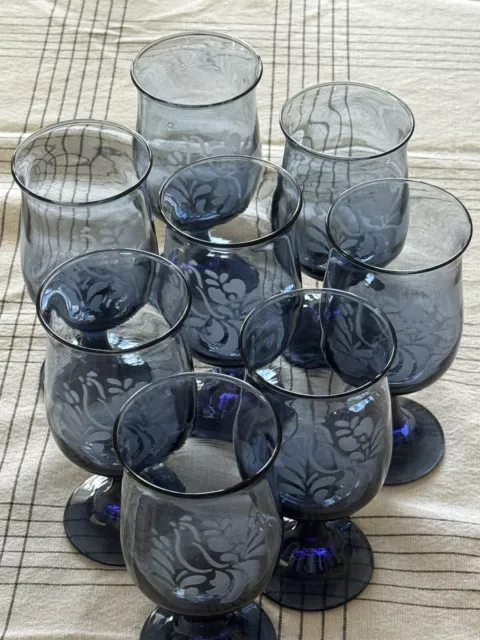 8 Pfaltzgraff Folk Art Blue Glassware 8 Oz Wine Goblets Etched Bird EUC!