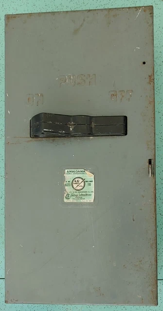 VINTAGE AMALGAMATED ELECTRIC Safety Switch Electric Box Panel AE Corp ...