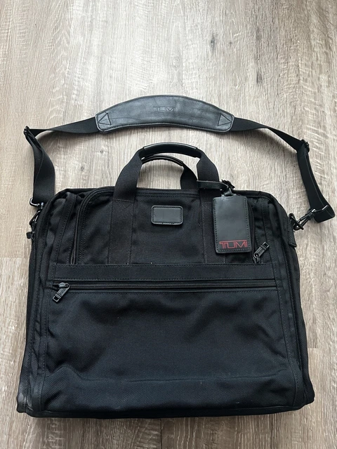Tumi Travel Bag Ballistic Nylon Black Attache Briefcase Messenger Laptop 2635D3
