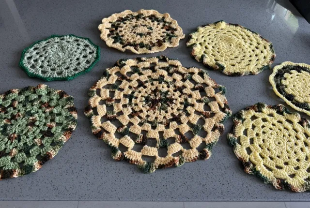Lot (8) Vintage Coordinating Colorful Hand Crocheted Doilies Assorted Sizes