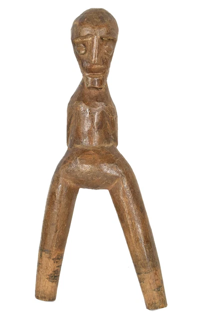 Arte africano de madera de Costa de Marfil con honda Baule