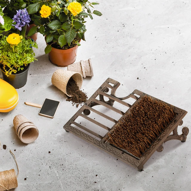 Heavy Duty Rustic Cast Iron Vintage Angled Shoe Bottom Dirt Cleaner/Boot Scraper