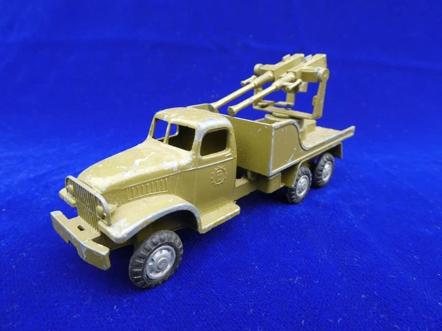 FRANCE JOUET, camion GMC lance fusée militaire d'origine FRANCE JOUET, camion GMC lance fusée militaire d'origine