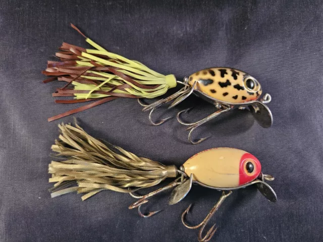 PAIR OF FRED Arbogast Hula Dancer Fishing Lures, Coachdog, Red