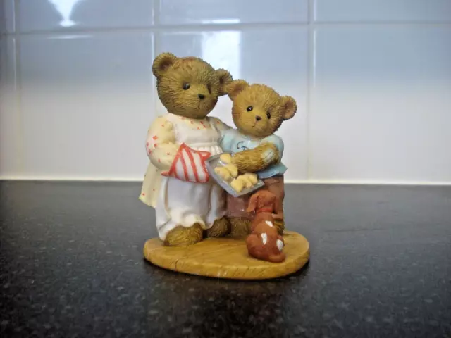RARE cherished teddies - COURTNEY CAMERON AND SPOT - 2011 CLUB EXCLUSIVE
