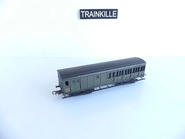 Voiture SNCF SMCF HO 486 - Grande Banlieue 2e Classe Fumeurs - Kit à Assembler Neuf