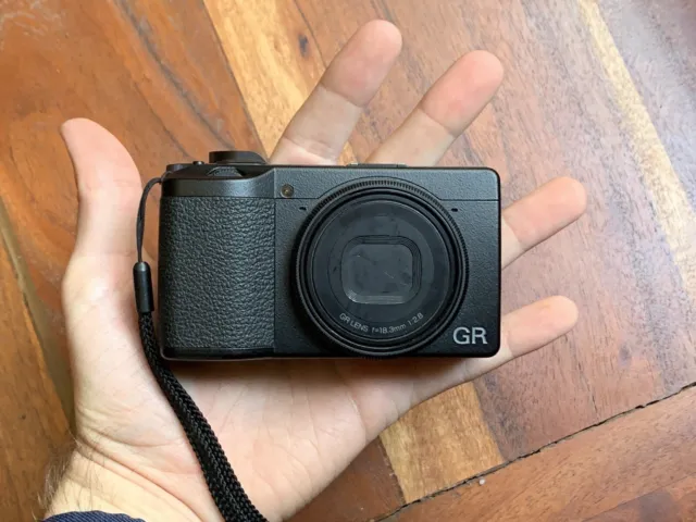 Ricoh GR III 1080p 24.2MP f/2.8 Compact Digital Camera - Black (15039) 3