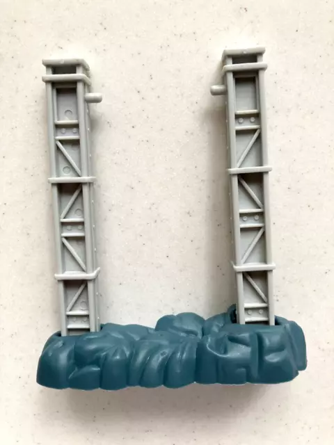 Motor Max Dyna City Toll Bridge Playset - Bridge Pylons/Support Parts (3 Pieces) 2
