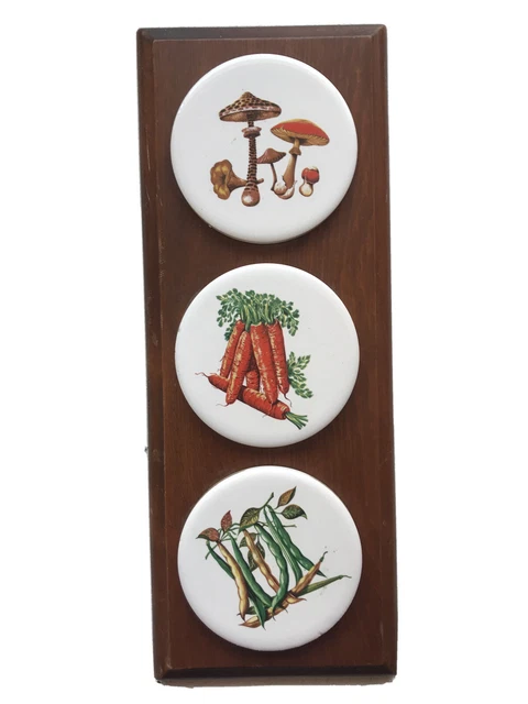 VTG H&R Johnson Ceramic Tile England Wood Hanging Vegetables & Fruits 4.25”