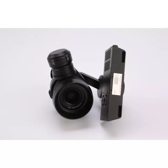 Kit combinado de cámara DJI Osmo X5R RAW con lente MFT 15 mm f/1,7 - SKU #1606167