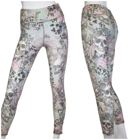 EVCR Evolution and Creation Women Size S Leggings Cropped Paisley Mid Rise