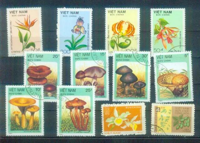 Lot Briefmarken aus Vietnam, gestempelt