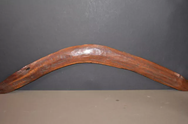 Antico boomerang tribale aborigeno australiano del XIX secolo, c1890