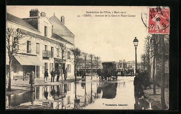 CPA Creil, Inondation 1910, Avenue de la Gare et Place Carnot 1910