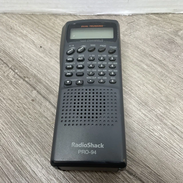 RADIO SHACK PRO94 1000 Channel Dual Trunking Scanning Receiver No