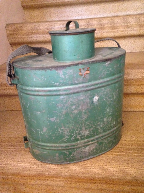 Ancienne goujonnière, seau à vifs