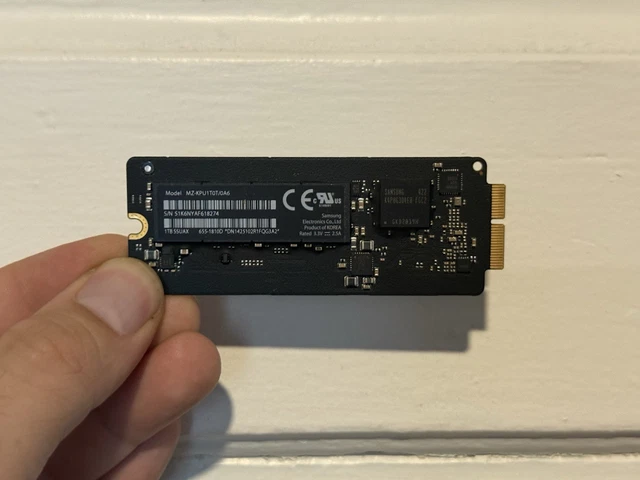 Apple純正 SSD 1TB MZ-KPU1T0T/0A1 samsung Apple純正 Samsung 1TB PCie SSD for MacBook Pro Retina Late