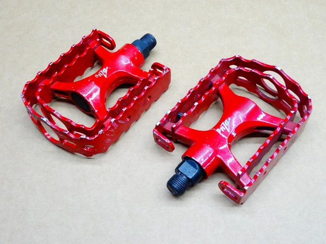 Onza pedals store