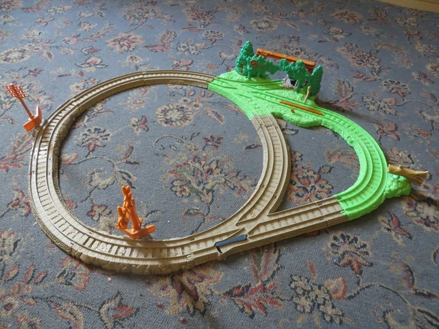 Thomas Wild Ride THOMAS AND FRIENDS Trackmaster “Thomas Wild Ride” Playset £8.00 ...