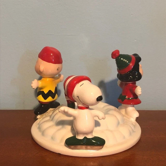 VINTAGE PEANUTS WILLITTS Designs Snoopy, Charlie Brown, and Lucy Candle