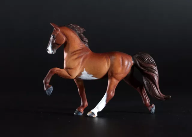 CM Breyer Custom Stablemate SM Tennessee Walking Horse to Chestnut