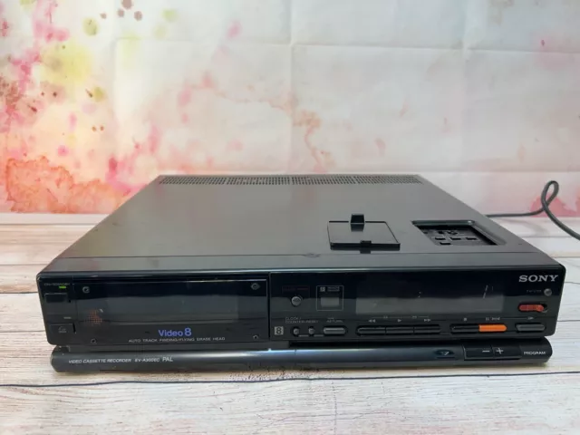 Sony Video 8 Video Cassette Recorder EV-A300 EC