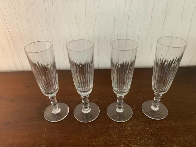 4 flûtes à champagne modèle Liane ? en cristal de Saint Louis (prix à la pièce)