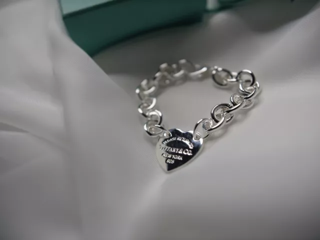 Authentic Tiffany & Co. Return To Center Medium Heart Link Bracelet 7.5” 2