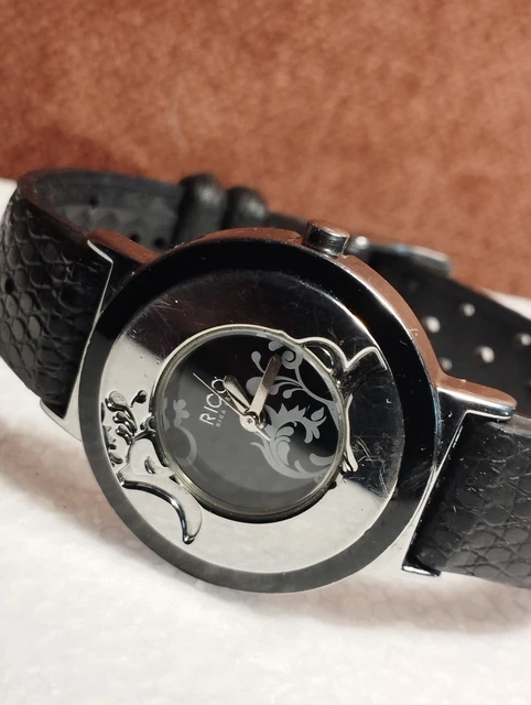 Montre Homme Vintage à Quartz - Cadran Saumon - Bracelet Vert Silicone - Boîtier Acier 40mm - Occasion