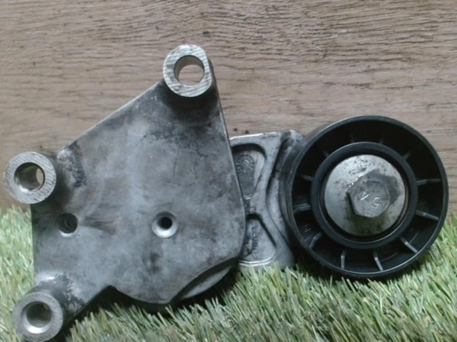 Galet tendeur TOYOTA AYGO 1 PHASE 1 1.4 D4D - 8V TURBO /R:65029441 2