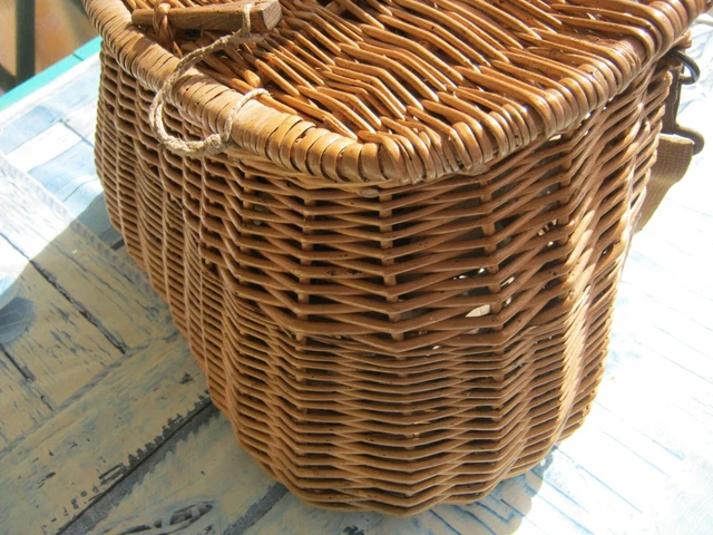 Ancien Panier De Pêche En Osier (creel) Vintage Pour Truite/mouche - État D'occasion, Sangle Cuir Cassée