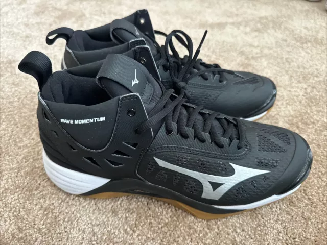 Mizuno volleyball shoes size 9 deals