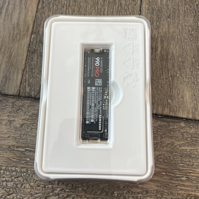 SAMSUNG 980 PRO 1TB NVMe Internal SSD with Heatsink Black (MZ