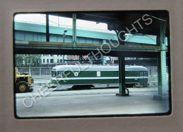 Original '80 Kodachrome Slide MBTA Boston 3327 Trolley Boston, MA    38T19