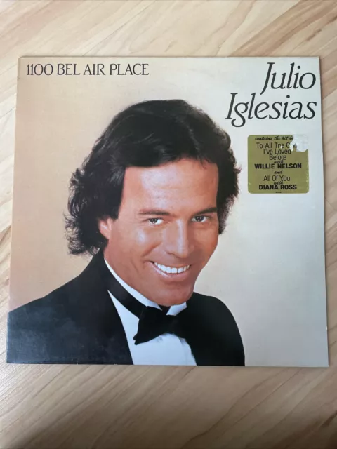 Julio Iglesias - 1100 Bel Air Place / NM / LP, Album