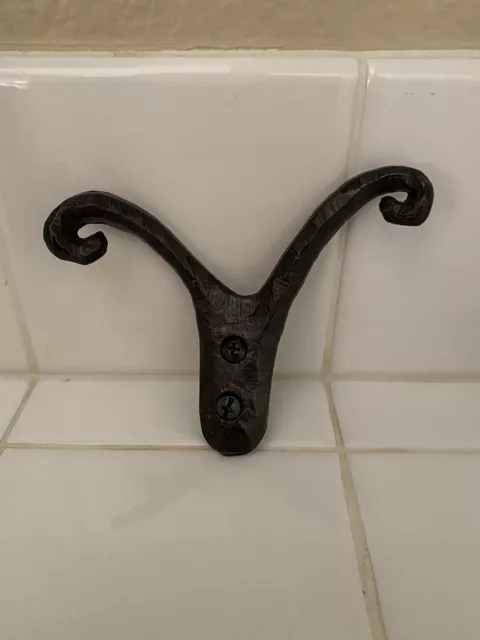 Hand Forged Wrought Iron Metal Wall Hook V EUC