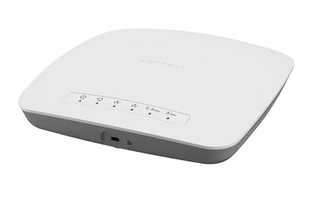 Point d'accès Gigabit Wi-Fi AC1200 AP300 – Votre partenaire hi-tech !