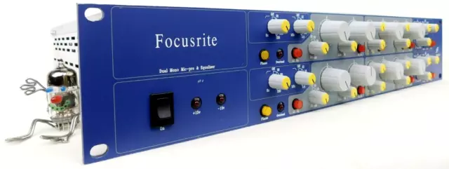 Focusrite ISA 215 Dual Mono Mic Preamp & Equalizer +Top Zustand+ 1Jahr  Garantie