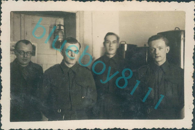 WW2 BRITISH PRISONERS of War POW's Group Shot camp Kitchen Stalag 21 ...
