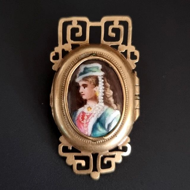 Broche Ancienne Peinture Miniature Personnage Femme - Laiton Doré Et Perle, Vintage