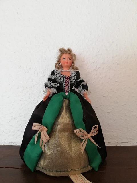 Poupée Marie Louise De Sigifid En Très Bon état - Collection Nostalgie