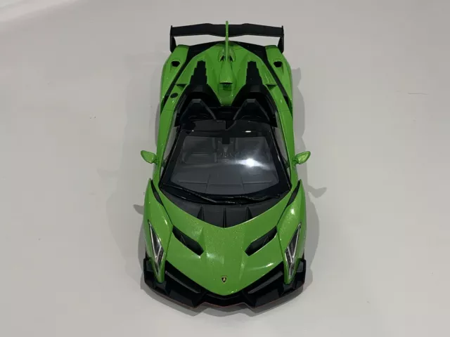 Kyosho 1:18 Lamborghini Veneno Roadster Grün OVP