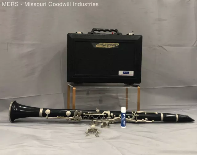 Armstrong 4001 Clarinet with Case