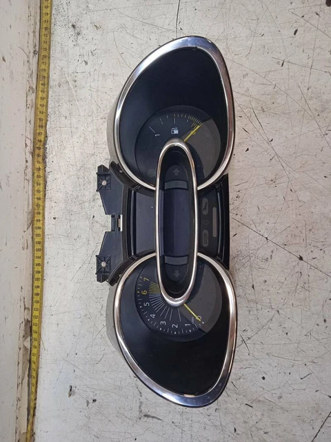 Accessoire Intérieur Automobile Set Tapis Auto Renault Clio 4 (2013-2018) - 6 Pièces Blanc | Anti-dérapant Protection Intérieur Tapis De Sol Voiture