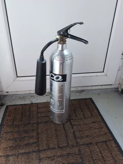 2kg Co2 fire extinguisher Empty - Silver
