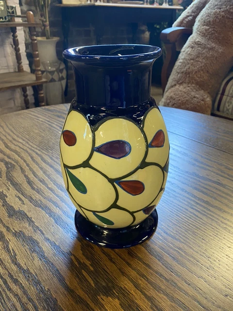 Vintage Czech Ditmar urbach Pottery vase 10589 Beautiful piece!