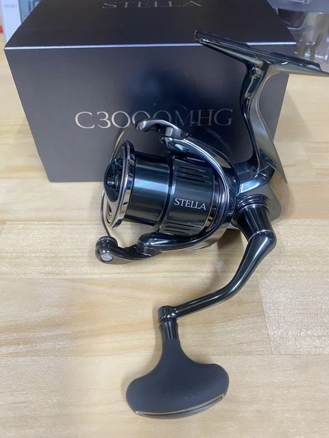 SHIMANO STELLA C3000MHG 22 Spinning Reel Excellent condition SHIMANO STELLA C3000MHG 22 Spinning Reel Excellent condition