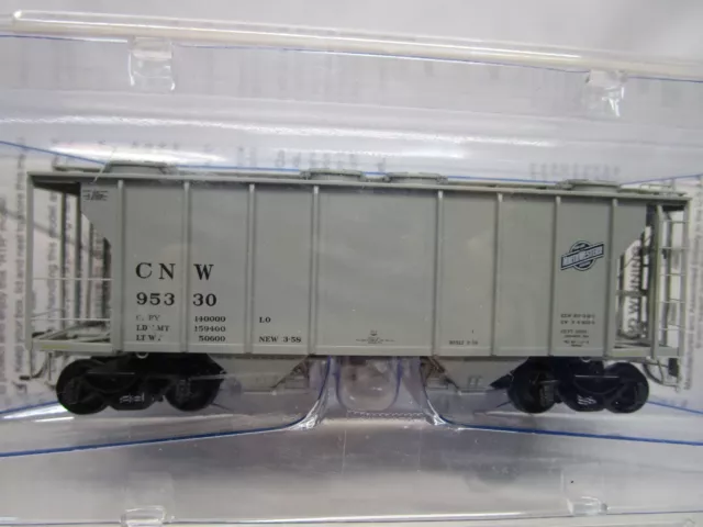 Kadee HO CNW Chicago North Western PS2 2 Bay Covered Hopper Car NOS Sealed 8215
