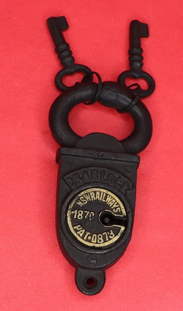 Vintage Door Lock Handmade Cast Iron Functional Antique Style Padlock BA2191