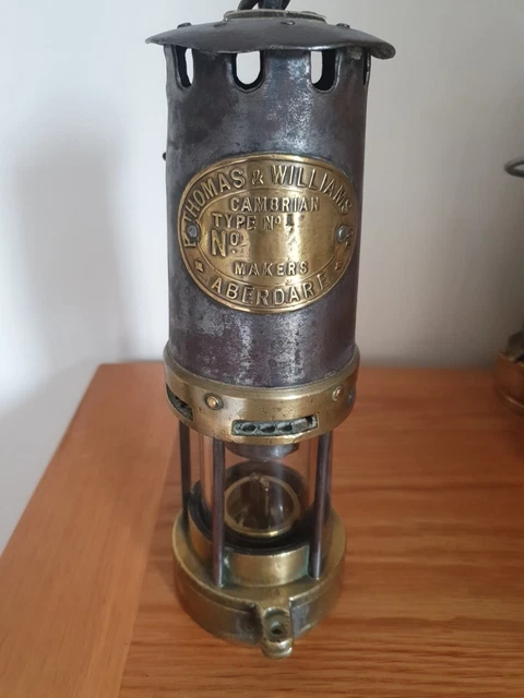 E. THOMAS & WILLIAMS ABERDARE TYPE No.1 miners lamp